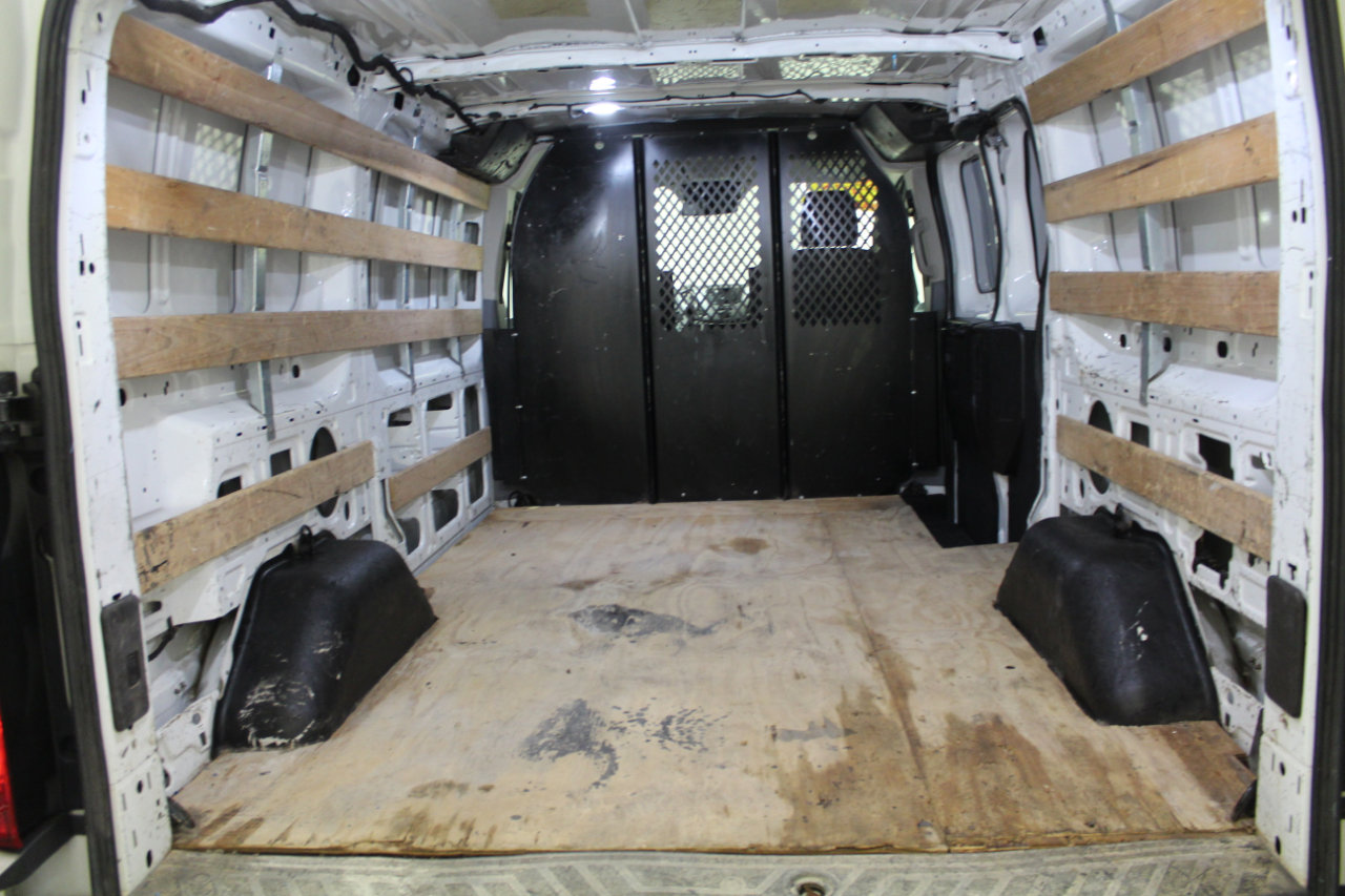 Used 2018 Ford Transit 250 130 Low Roof w/ Exterior Upgrade Package image 25