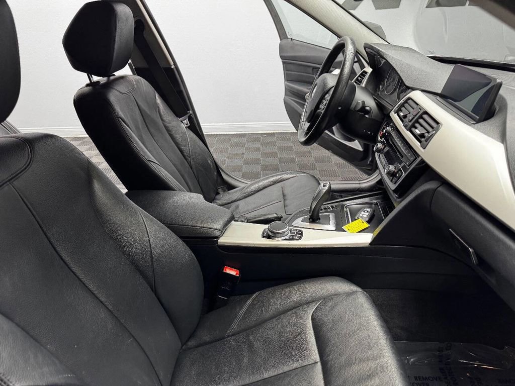 Used 2018 BMW 320i xDrive Sedan image 55