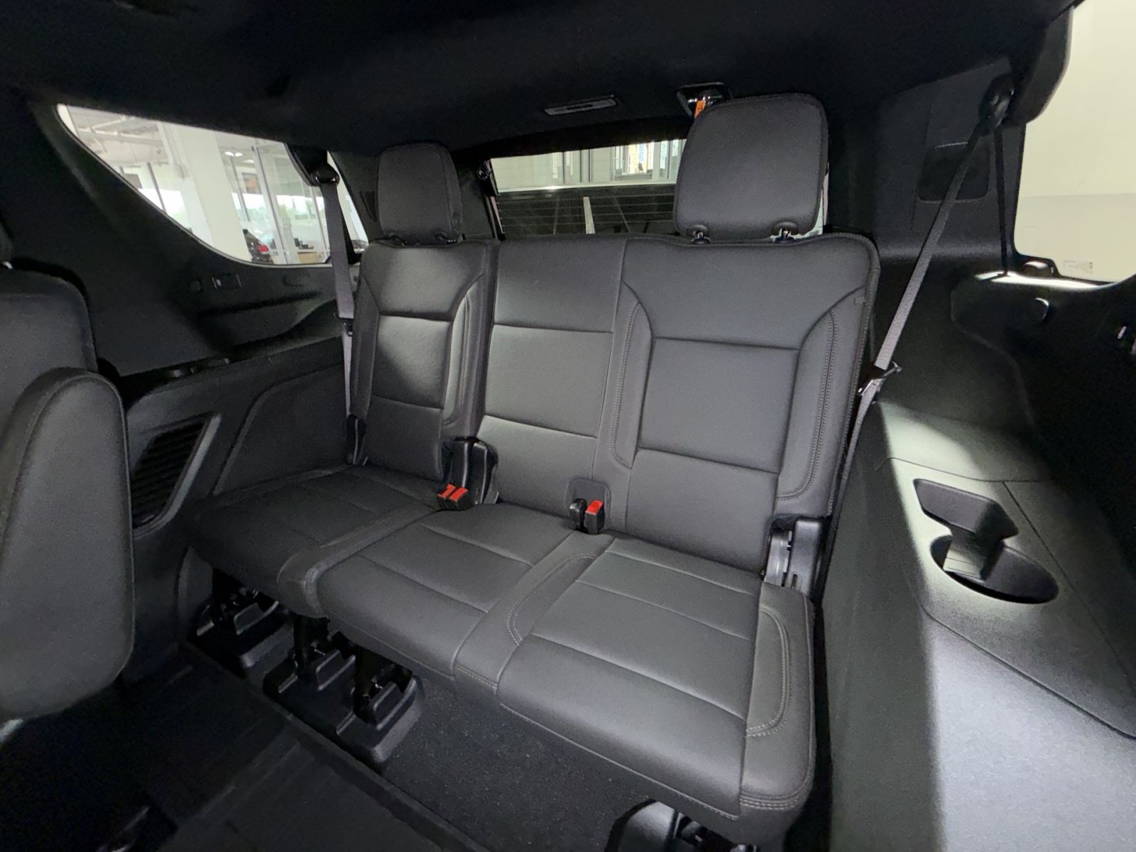 New 2026 Chevrolet Tahoe High Country AWD/4WD image 26