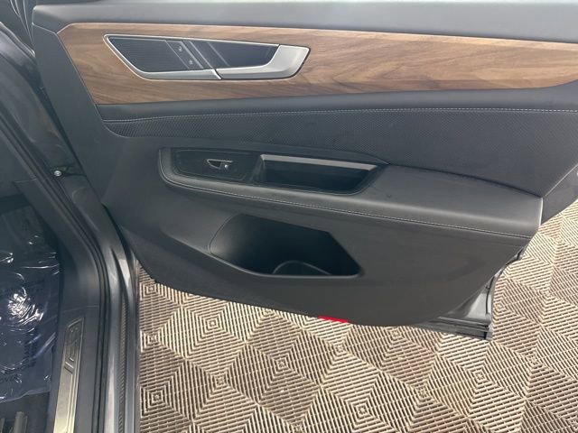 Used 2025 Volkswagen Atlas SE image 24