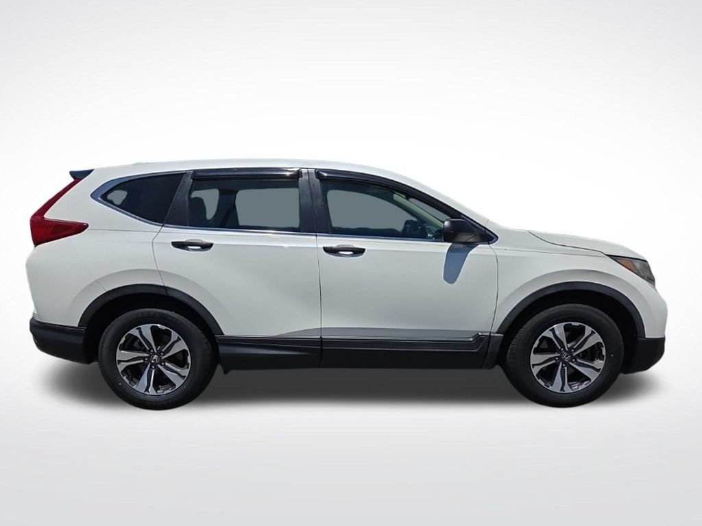 Used 2017 Honda CR-V LX image 2