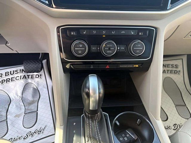 Used 2023 Volkswagen Atlas SEL image 15