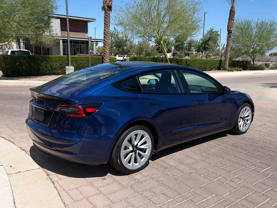 Used 2023 Tesla Model 3 Standard Range RWD image 3