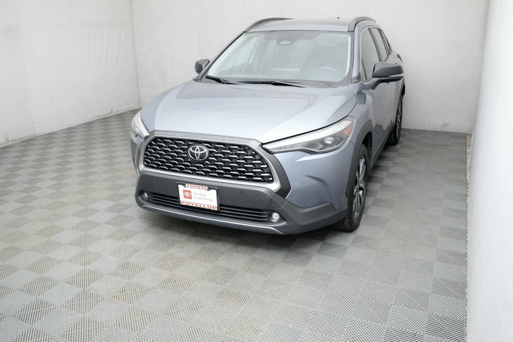 Certified 2025 Toyota Corolla Cross XLE