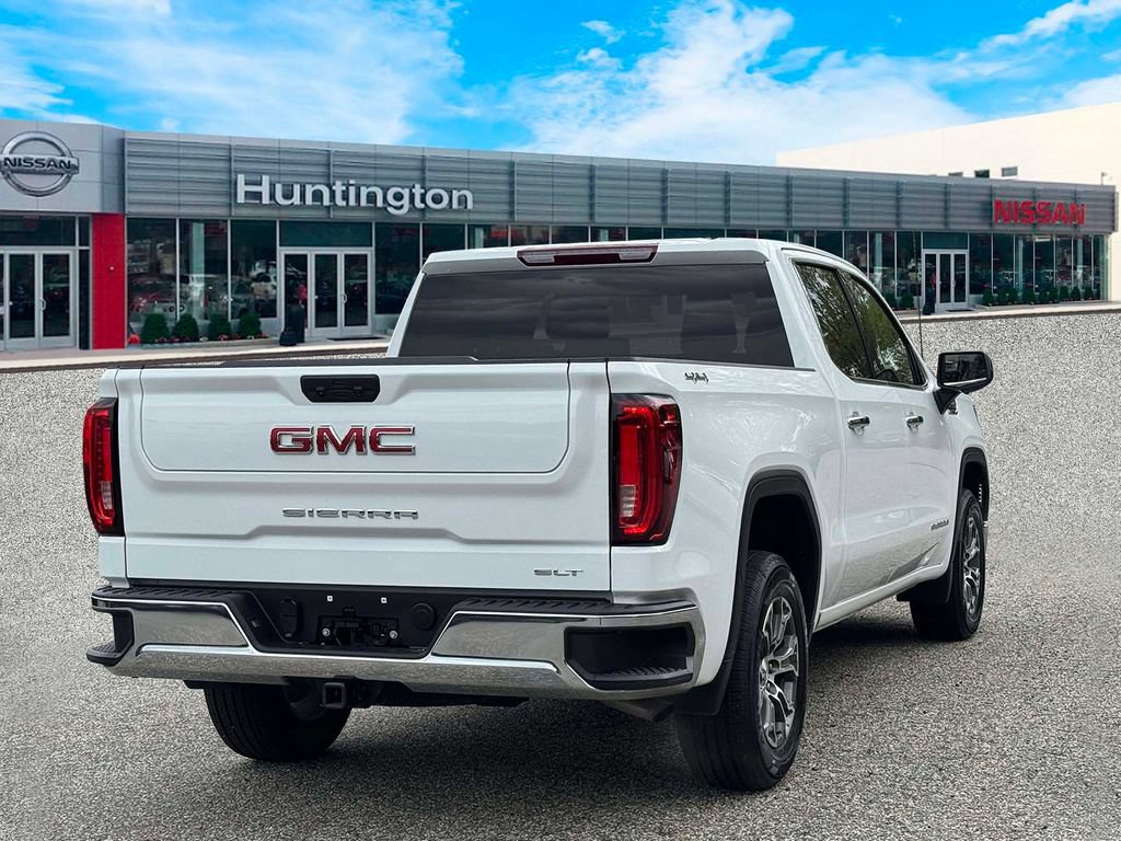 Used 2025 GMC Sierra 1500 SLT AWD/4WD image 5