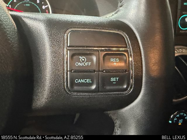 Used 2018 Jeep Wrangler Unlimited Rubicon w/ Cold Weather Group AWD/4WD image 19