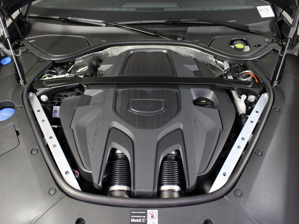 Certified 2026 Porsche Panamera 4 image 40