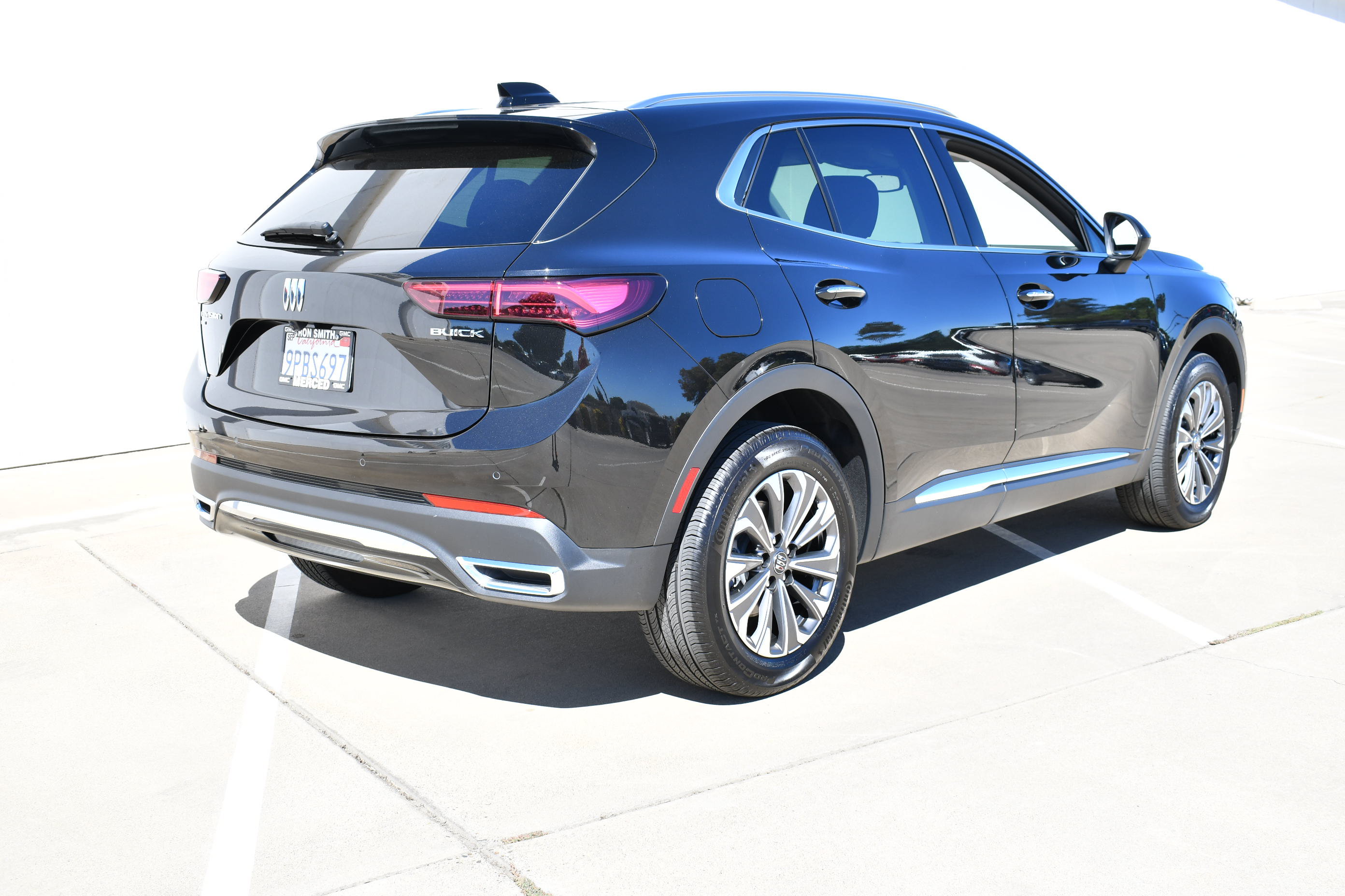 Used 2024 Buick Envision Preferred AWD/4WD image 6