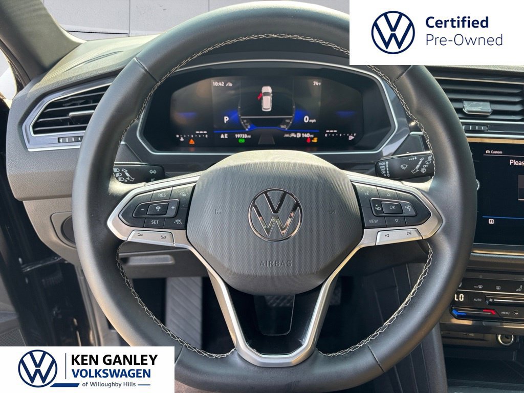 Used 2024 Volkswagen Tiguan SE AWD/4WD image 12