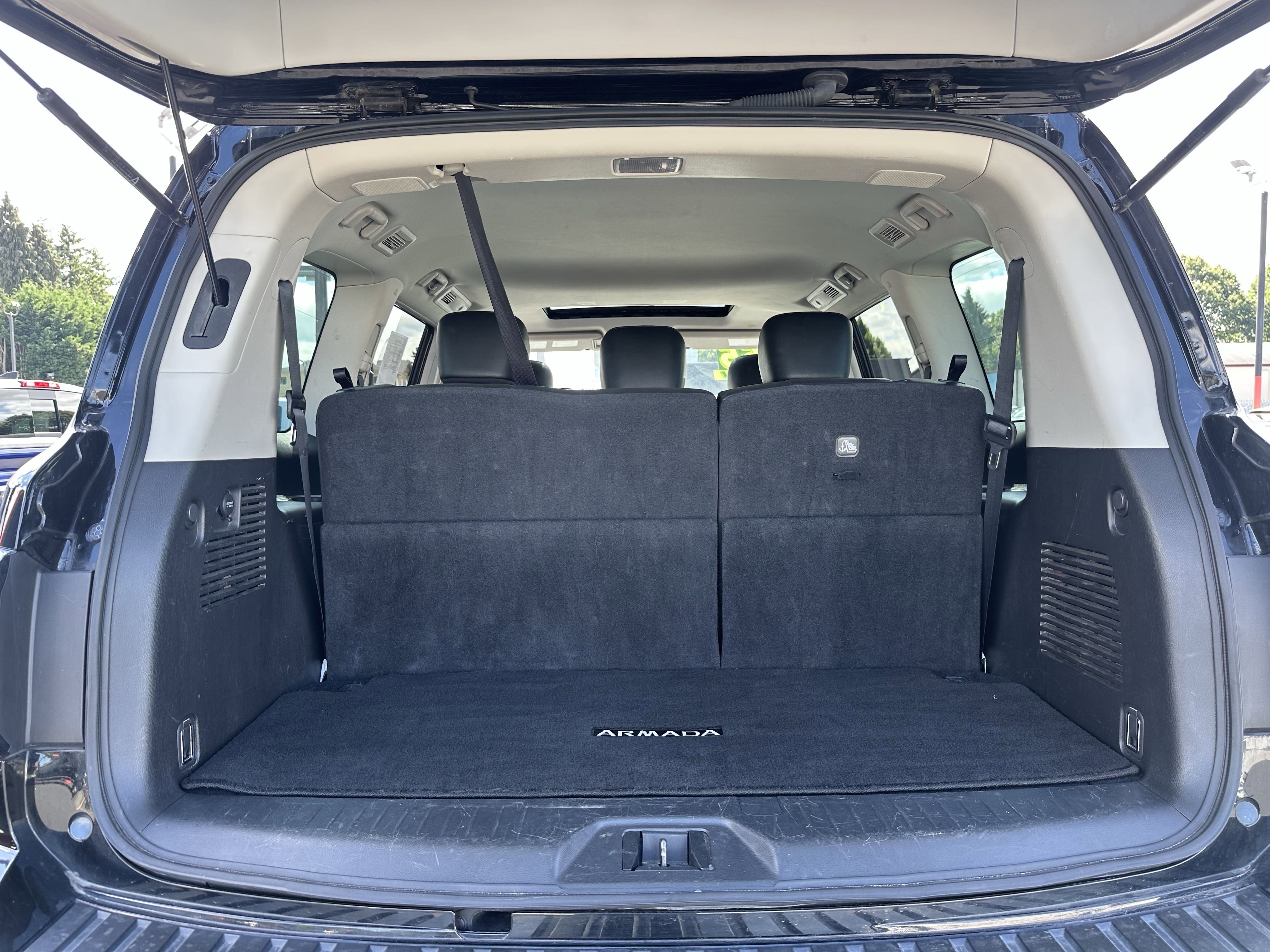 Used 2023 Nissan Armada SL image 16