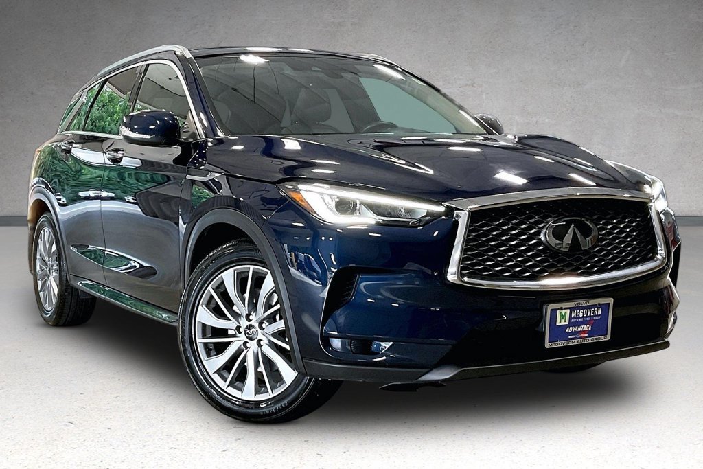 Used 2023 INFINITI QX50 Luxe AWD/4WD image 3