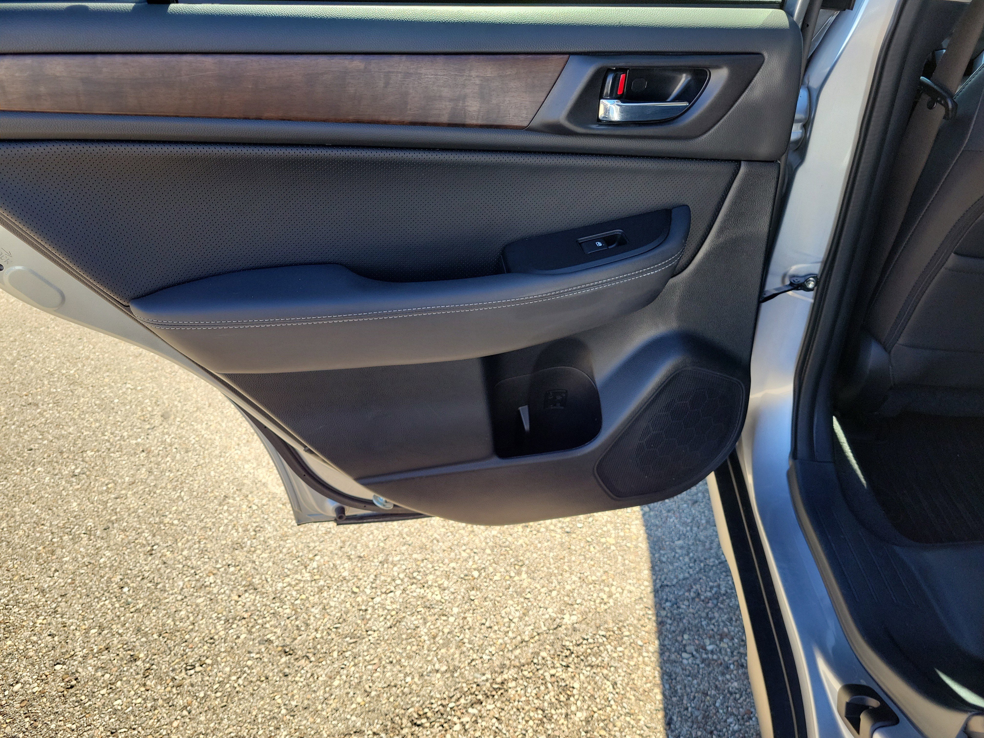 Used 2017 Subaru Outback 2.5i Limited w/ Popular Package #5 image 15