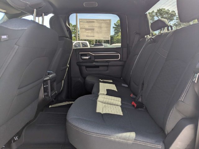 New 2026 RAM 2500 Big Horn AWD/4WD image 13