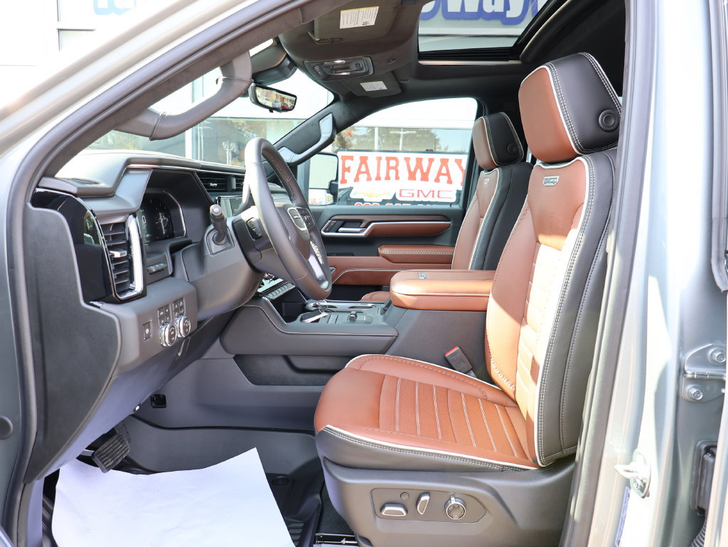 New 2026 GMC Sierra 2500 Denali Ultimate AWD/4WD image 15