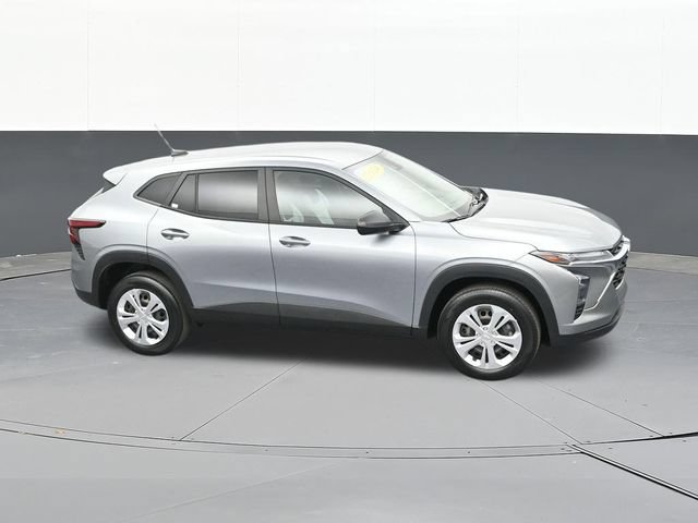 Used 2024 Chevrolet Trax LS FWD image 61