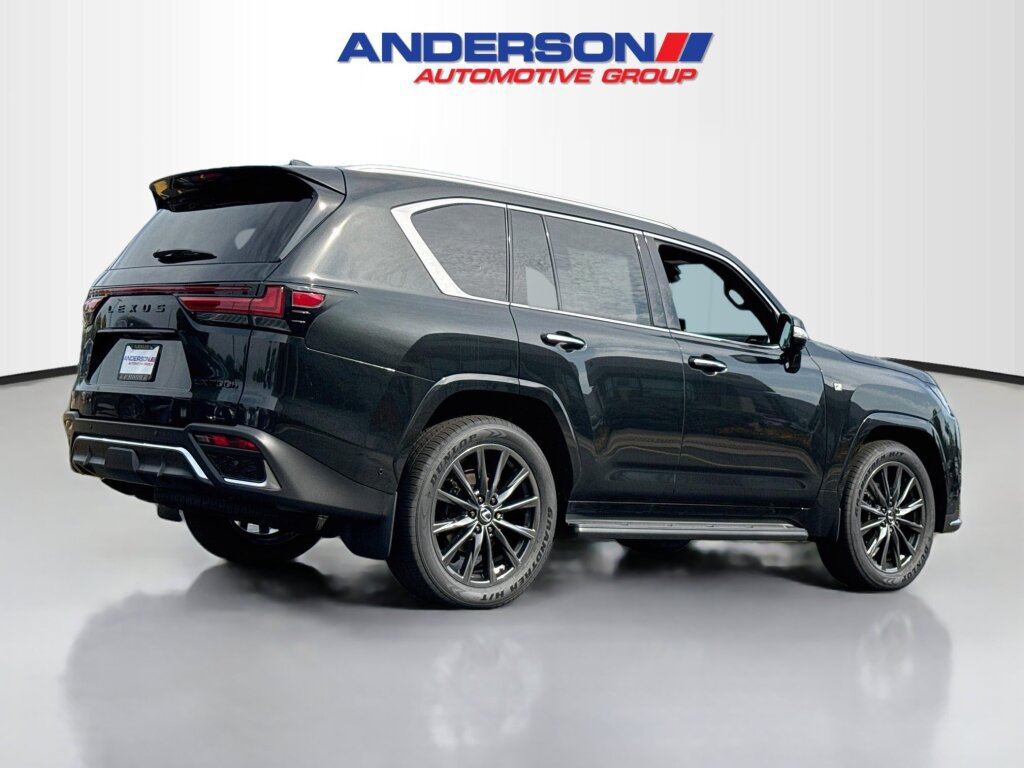 New 2026 Lexus LX 700h F Sport AWD/4WD image 2