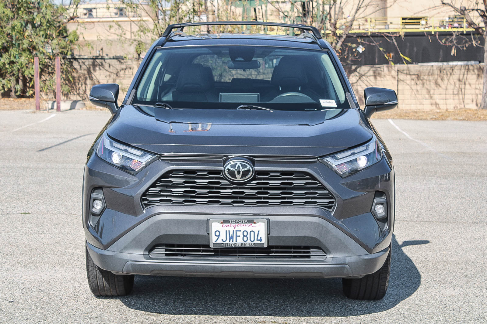Used 2023 Toyota RAV4 XLE Premium FWD image 2