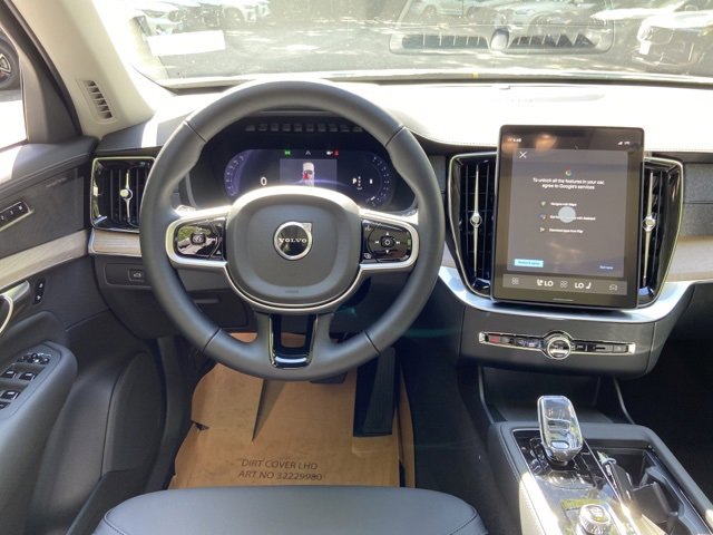 New 2026 Volvo XC90 B6 Plus w/ Protection Package Premier image 13