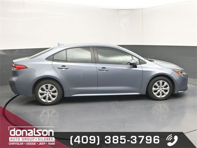 Used 2023 Toyota Corolla LE image 2
