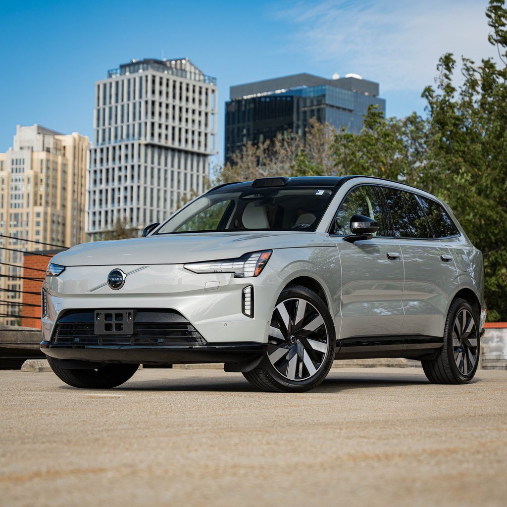 Certified 2025 Volvo EX90 Ultra