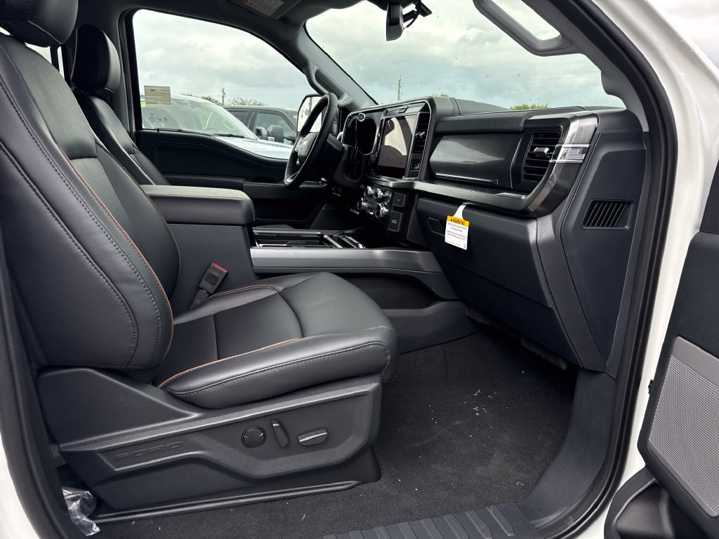New 2027 Ford F250 Lariat w/ Black Appearance Package AWD/4WD image 23