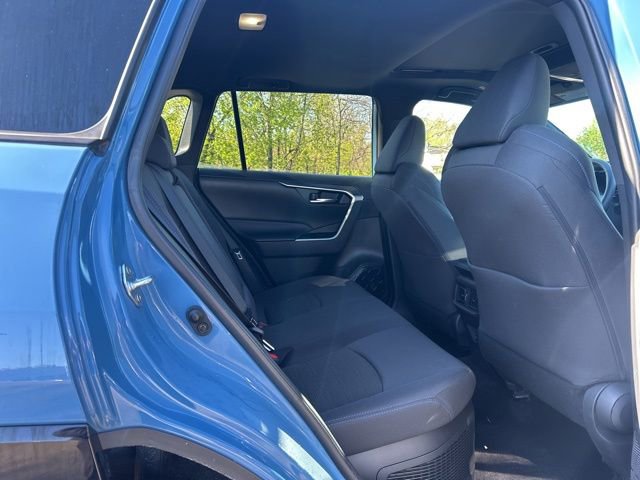 Used 2023 Toyota RAV4 SE w/ Convenience Package AWD/4WD image 34