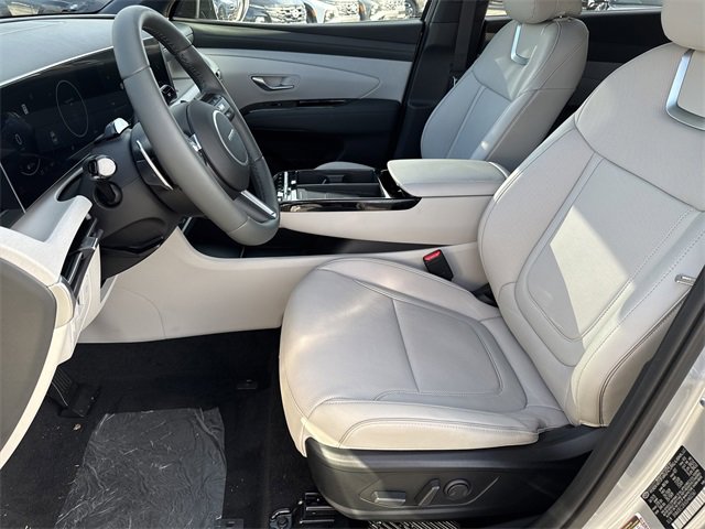 New 2025 Hyundai Tucson Limited image 9