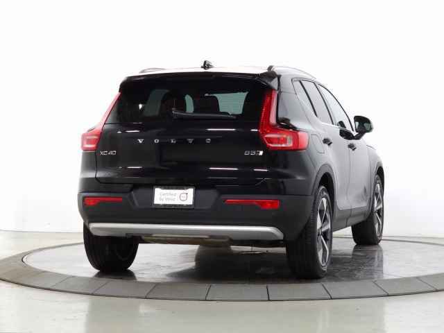 Certified 2023 Volvo XC40 B5 Plus w/ Protection Package Premier image 11