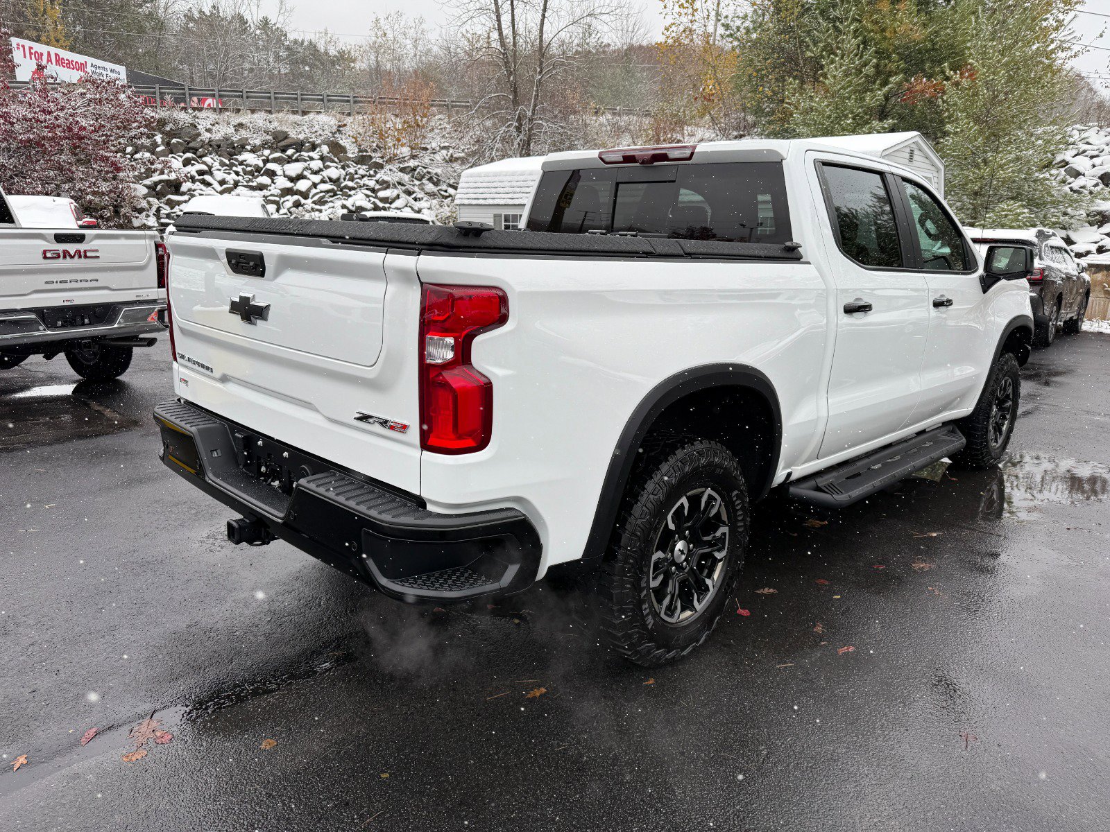 Used 2022 Chevrolet Silverado 1500 ZR2 w/ Technology Package image 5