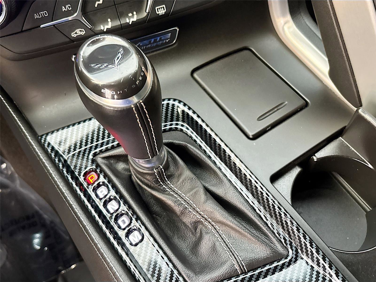 Used 2019 Chevrolet Corvette Stingray Coupe w/ 1LT image 17