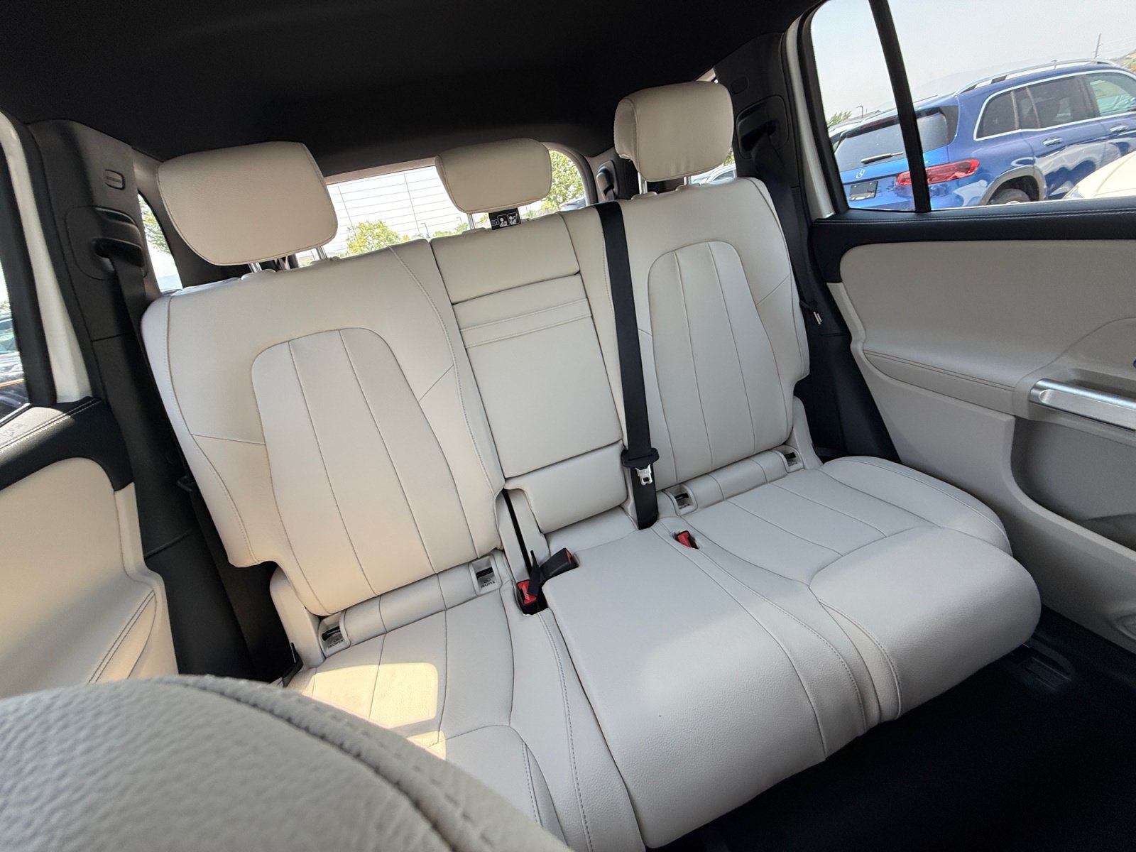 New 2026 Mercedes-Benz GLB 250 4MATIC image 18