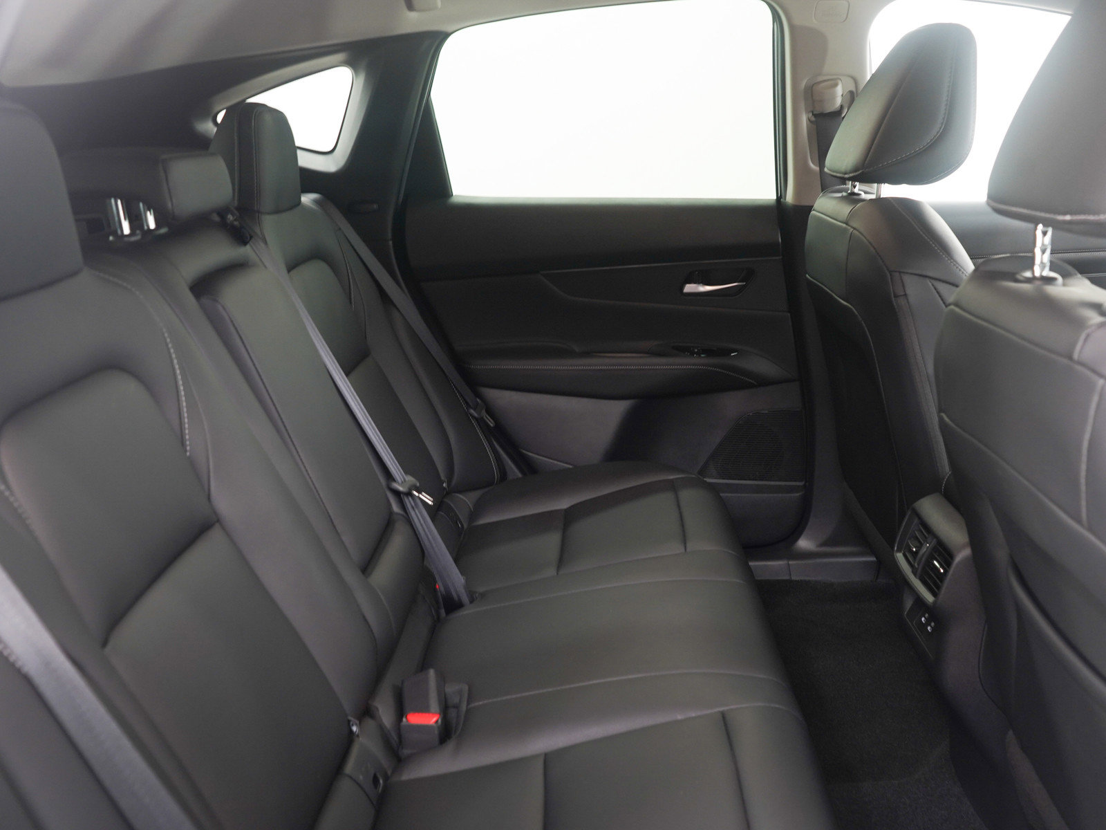 Used 2025 Nissan Murano SV image 12