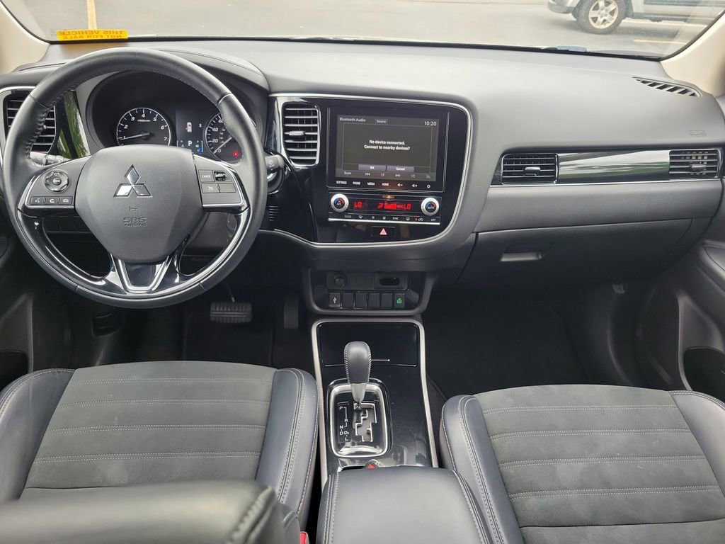 Used 2020 Mitsubishi Outlander SE FWD image 12