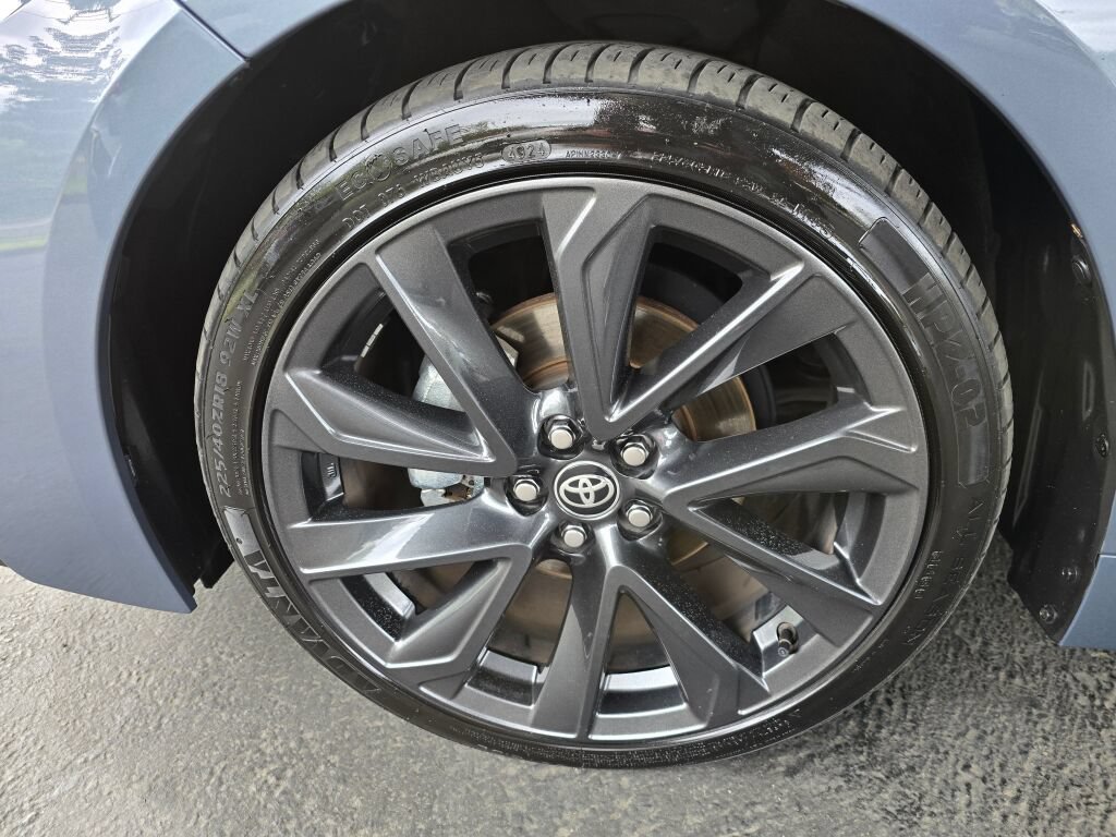 Used 2024 Toyota Corolla XSE FWD image 9