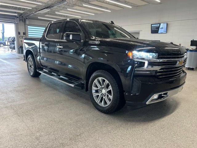Used 2019 Chevrolet Silverado 1500 High Country w/ Z71 Off-Road Package AWD/4WD image 3