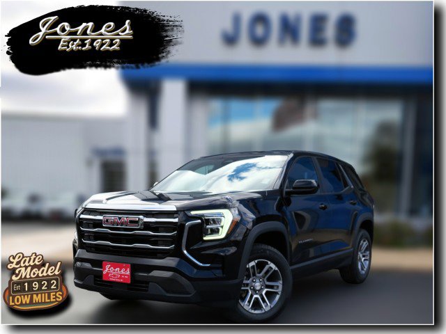 Used 2025 GMC Terrain Elevation