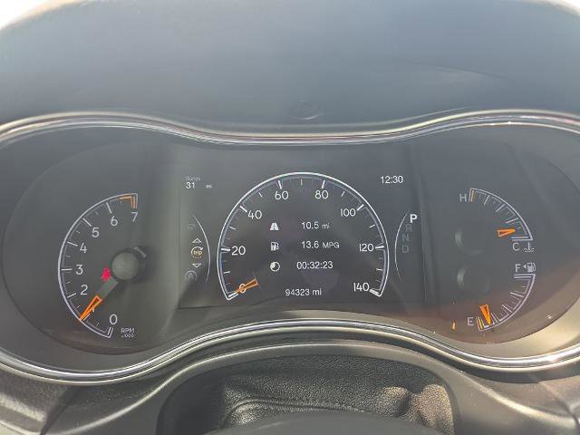 Used 2018 Jeep Grand Cherokee Altitude image 26