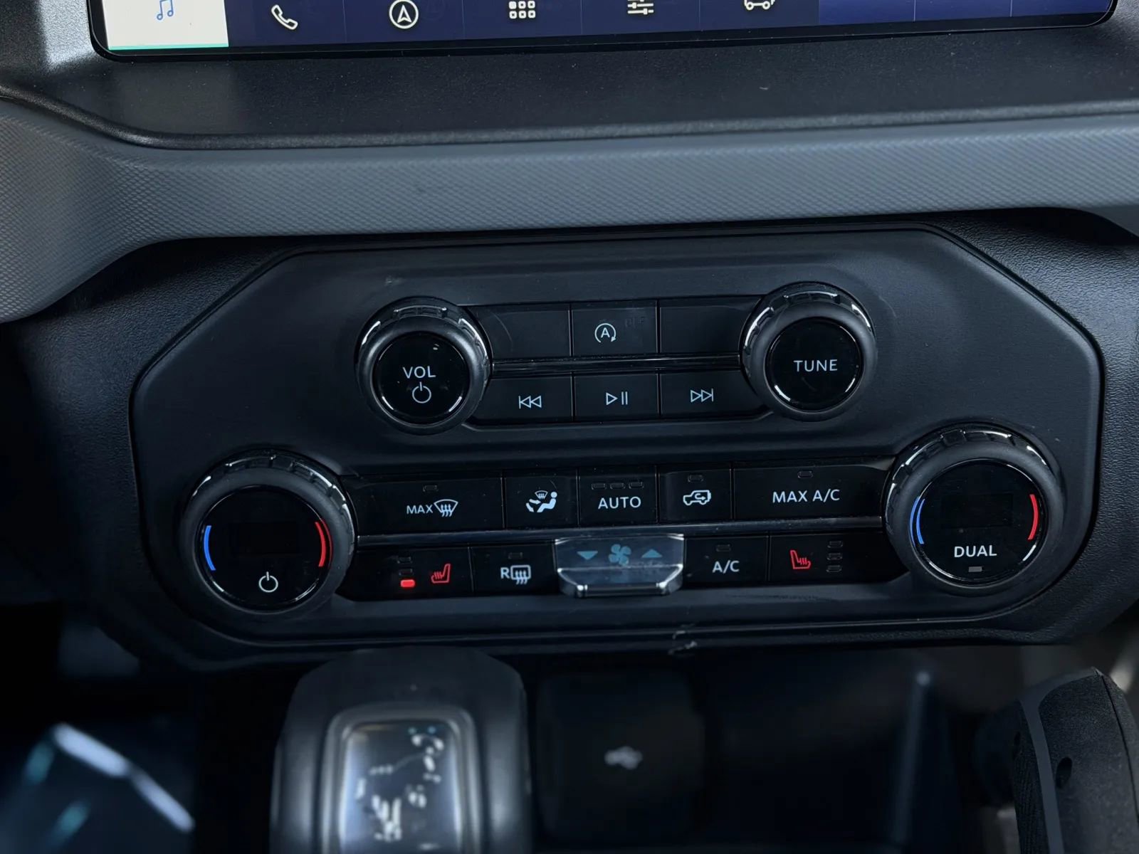 Used 2024 Ford Bronco Big Bend image 34