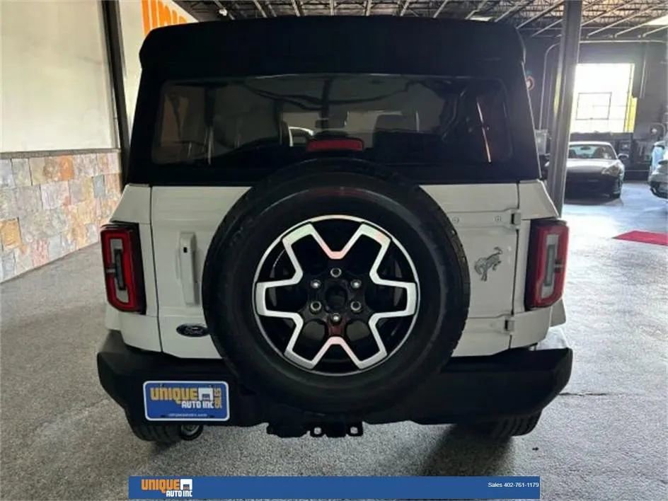 Used 2022 Ford Bronco Outer Banks image 6