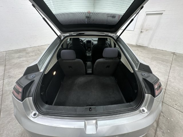 Used 2014 Chevrolet Volt FWD image 16
