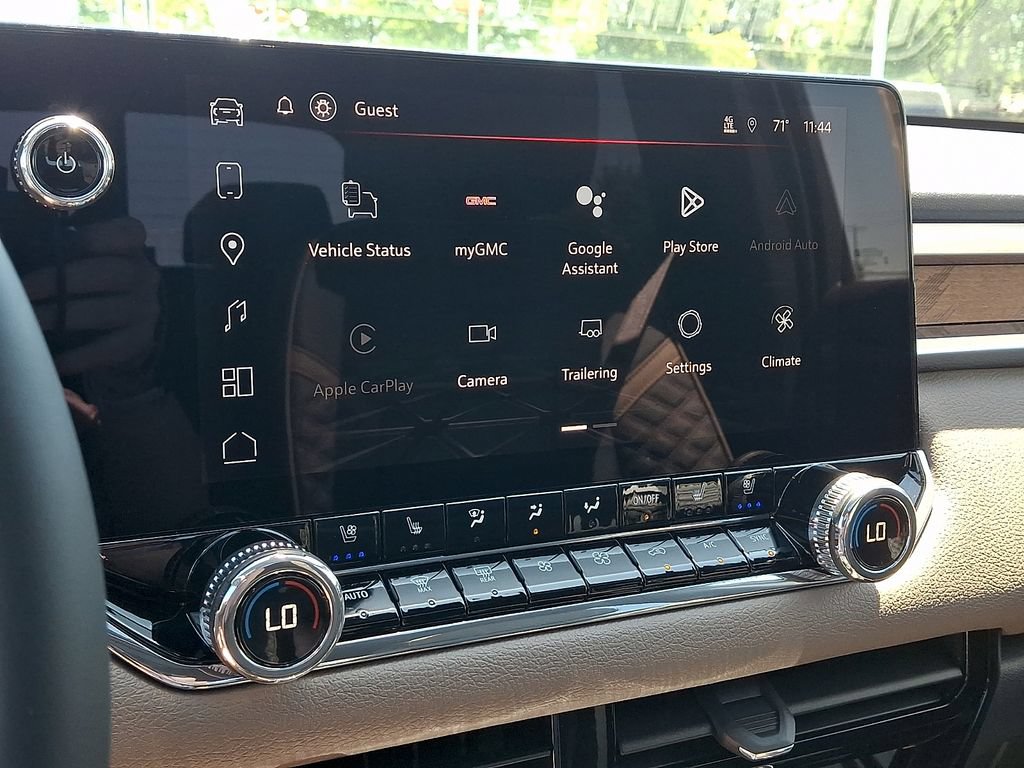 New 2026 GMC Canyon Denali AWD/4WD image 12