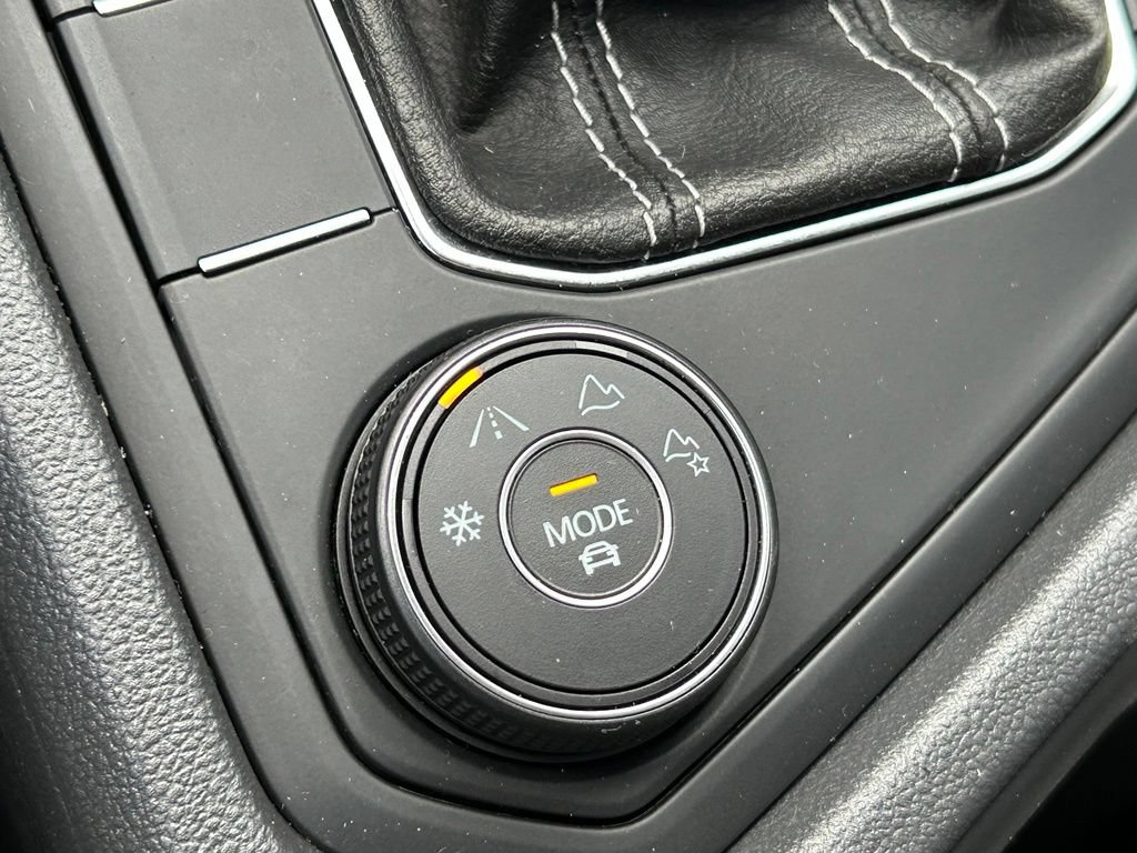 Certified 2022 Volkswagen Taos S AWD/4WD image 51