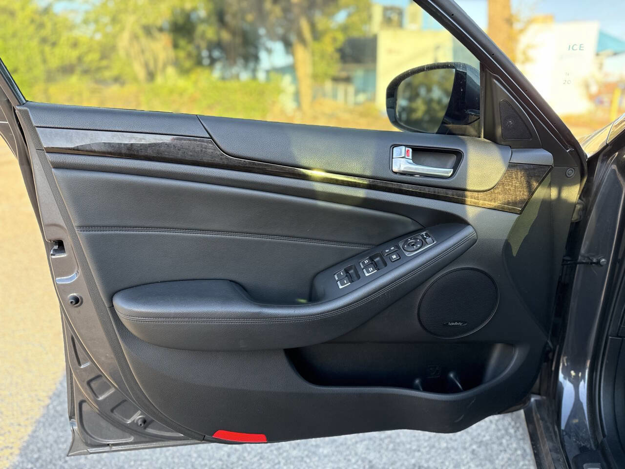 Used 2014 Kia Cadenza Premium image 11