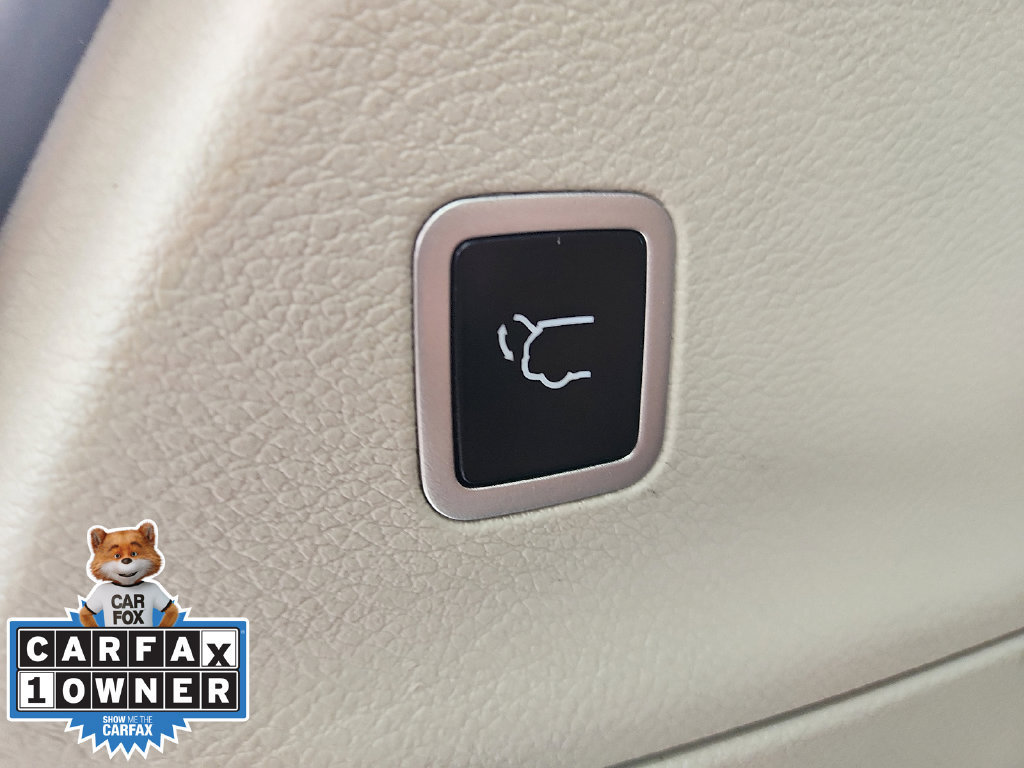 Used 2024 Chrysler Pacifica Touring-L FWD image 28