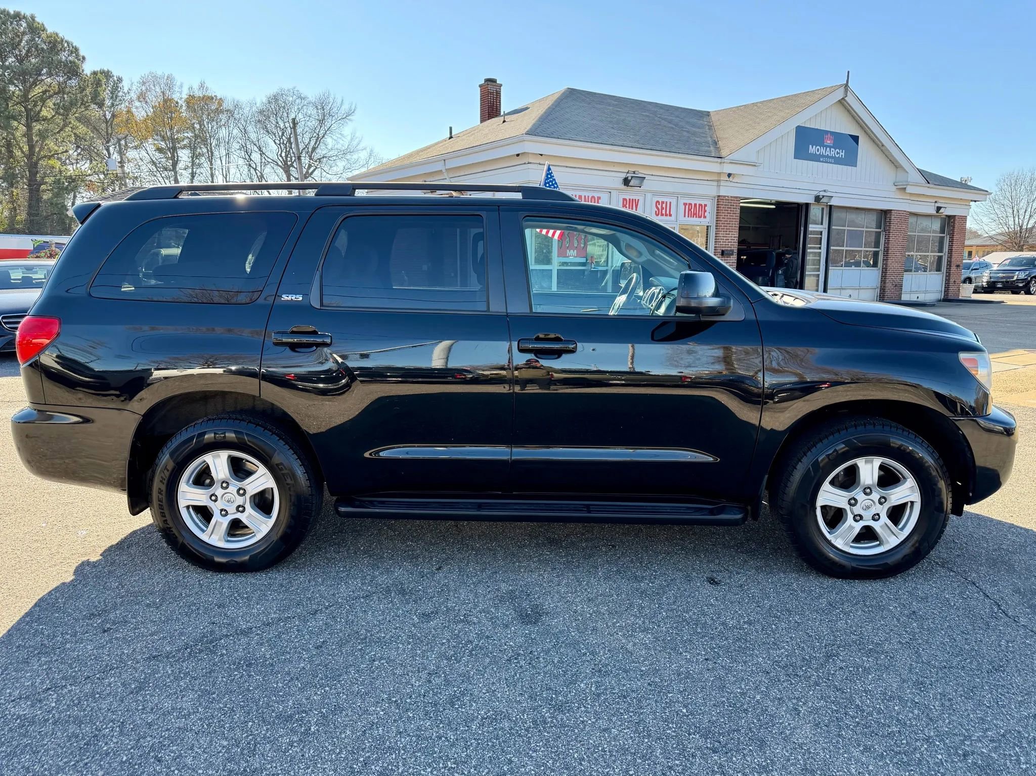 Used 2015 Toyota Sequoia SR5 image 6