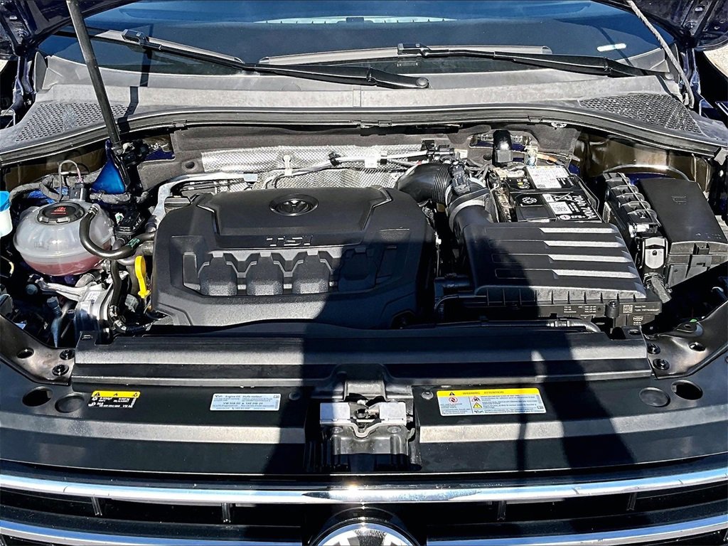 Used 2024 Volkswagen Tiguan Wolfsburg Edition image 23