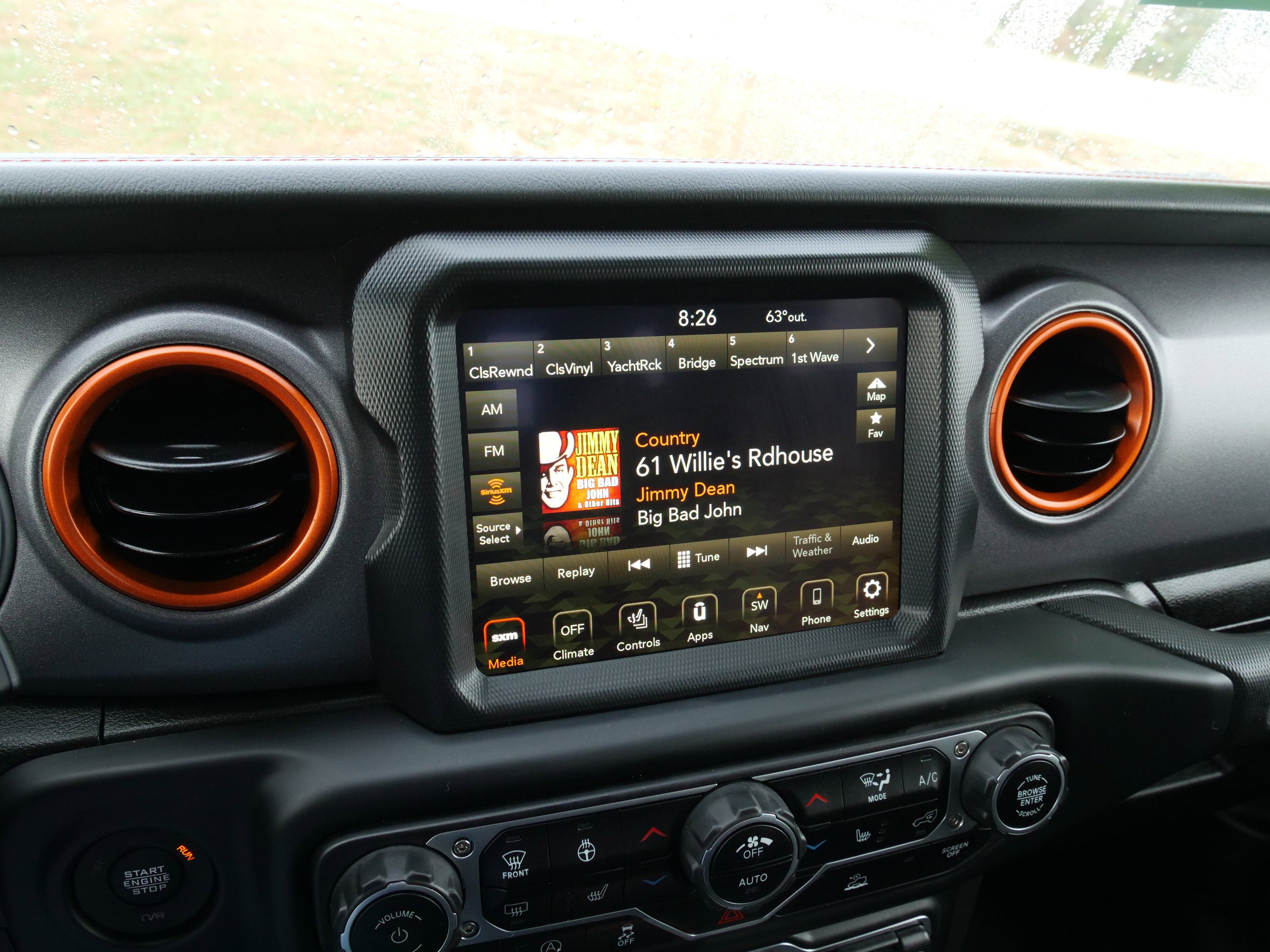 Used 2023 Jeep Gladiator Mojave w/ Cold Weather Group image 26