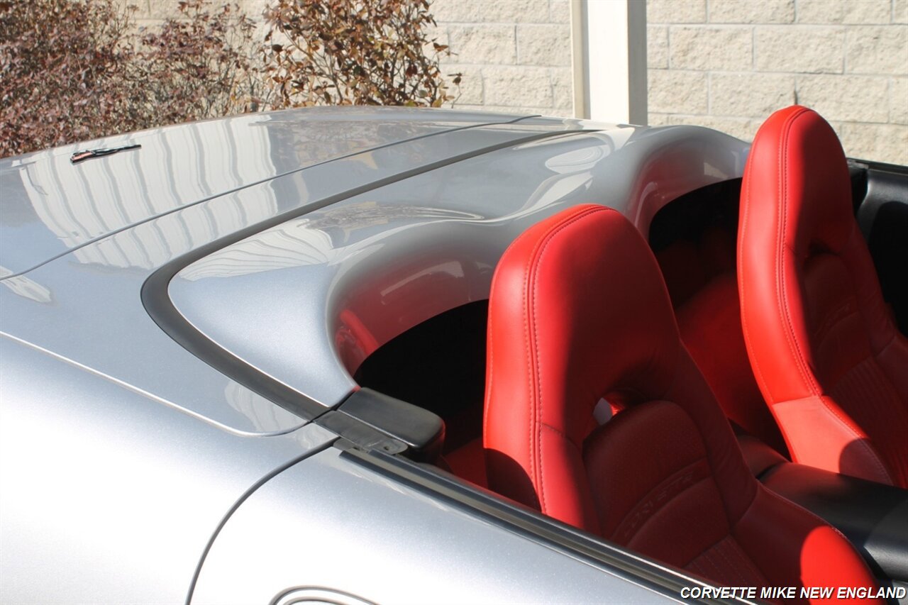 Used 2001 Chevrolet Corvette Convertible w/ Preferred Equipment Group2 image 30