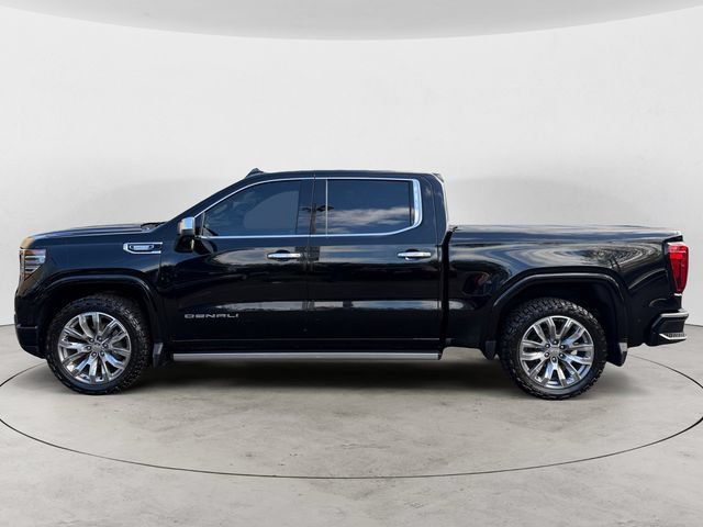 Used 2023 GMC Sierra 1500 Denali w/ Denali Reserve Package AWD/4WD image 2