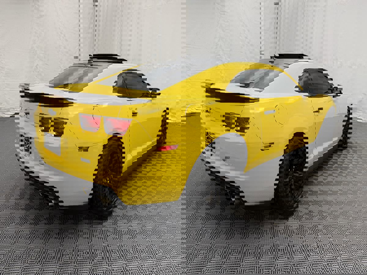 Used 2013 Chevrolet Camaro ZL1 image 4